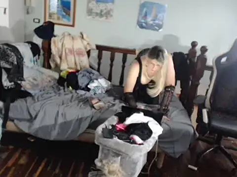 emmex671 online show from March 17, 6:03 am