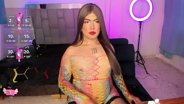 Sophie whitexxx online show from June 3, 10:56 pm