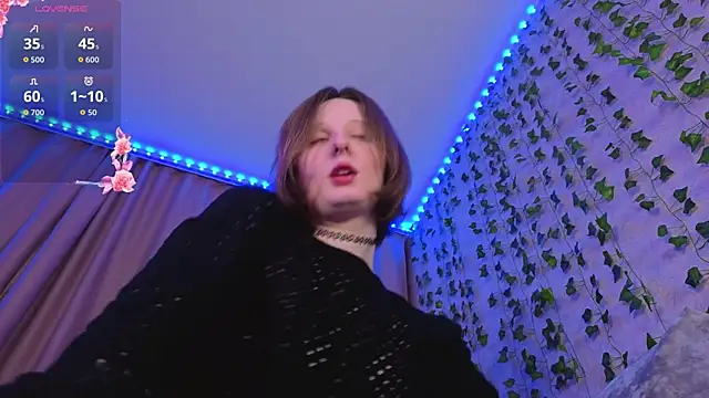 c0ralynx online show from December 21, 9:09 pm