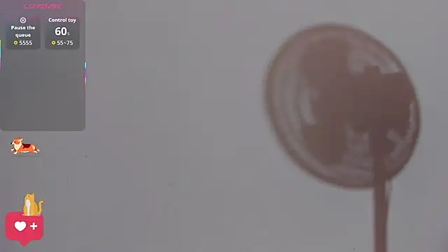 cherryboom23 online show from February 13, 7:32 pm