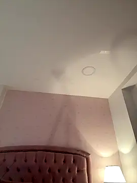 Bella  Wood online show from November 25, 8:11 pm