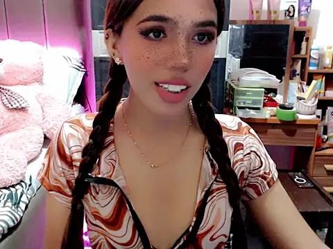 urswtasian chesca online show from October 30, 7:02 pm