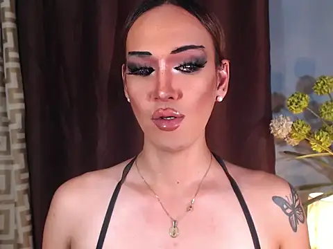 AleinaCroft online show from May 31, 3:08 pm