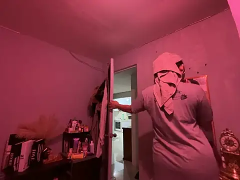 wild flowerx online show from January 15, 5:00 pm