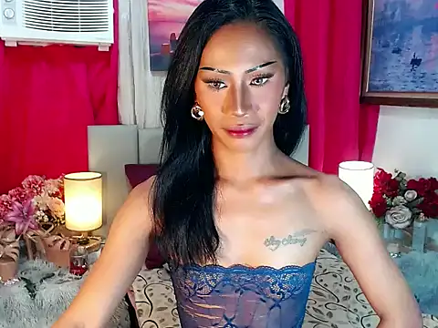 sassylatina online show from November 22, 5:04 pm