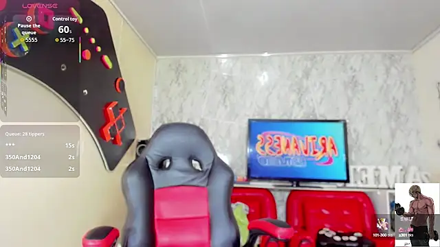 Madison Mujica online show from October 3, 12:05 pm