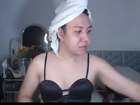 stellahugeX online show from September 28, 7:57 pm