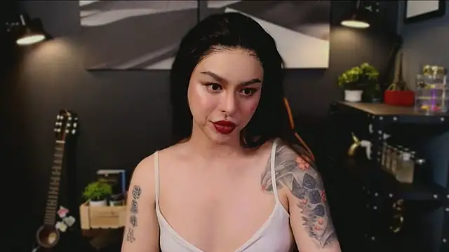 LUNACOCKSLAYER online show from November 10, 3:51 am