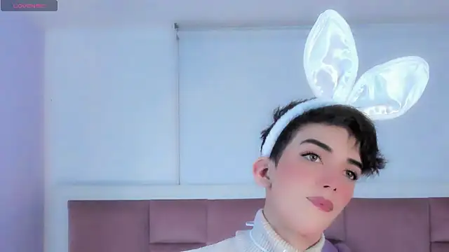 Baby FenixTS online show from October 28, 6:22 am