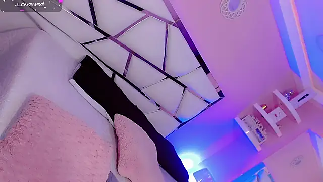 Ariia-janee online show from October 7, 6:25 am