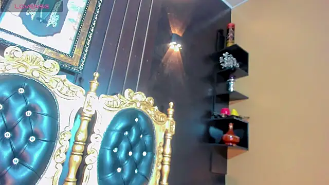 bayolet  online show from October 13, 1:44 pm