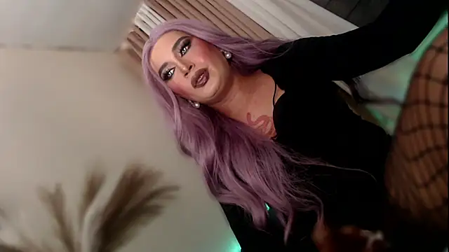 mslilly croft online show from February 7, 8:37 pm