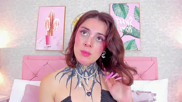 Snapshot of mystikdoll chatting on October 16, 12:27 pm mystikdoll online show from October 16, 12:27 pm