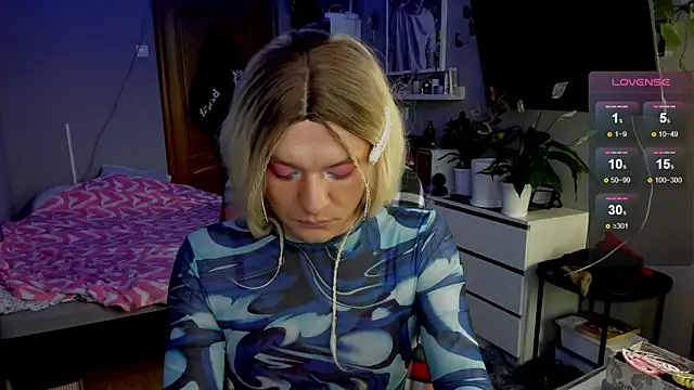 Kkkylie online show from June 17, 3:07 am