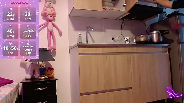 AllysonStonne online show from January 9, 8:58 pm