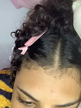 luluzinhax online show from February 20, 6:26 am