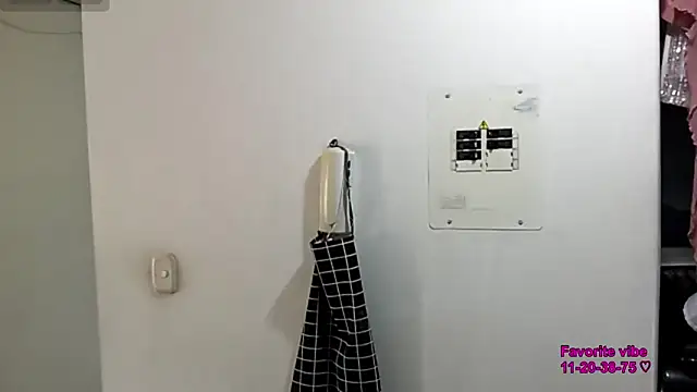 Andy Roses online show from February 19, 12:45 pm