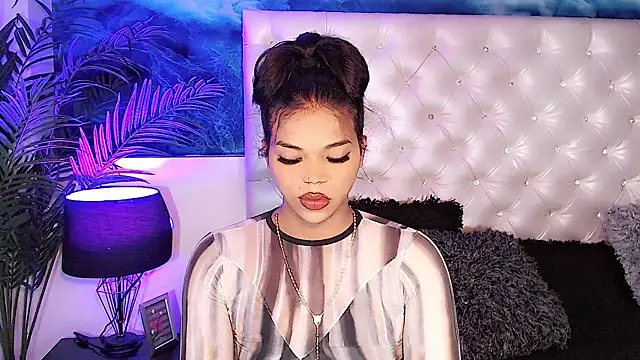 Valeria Swett  online show from November 14, 12:29 am