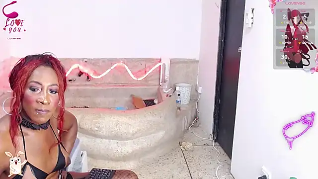 Snapshot of salome33x chatting on October 10, 4:30 pm salome33x online show from October 10, 4:30 pm