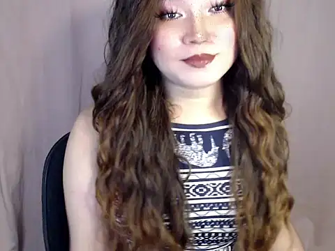 Eyes-on-me online show from December 1, 5:15 pm