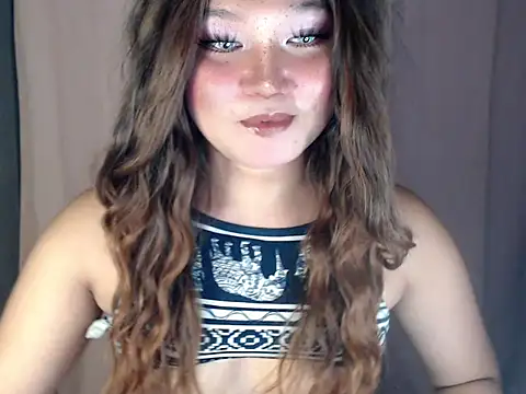 Eyes-on-me online show from February 7, 6:14 pm