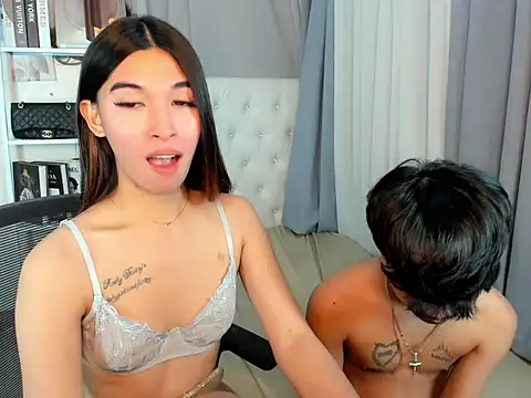 Yourdreamgoddess online show from November 25, 10:45 pm