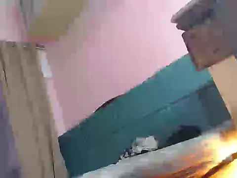 chix2001 online show from November 22, 11:40 pm