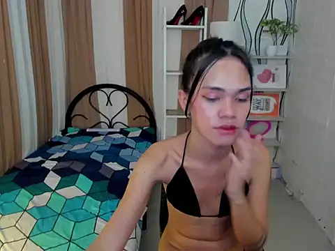 XxBigCockAliyahxX online show from October 30, 12:42 am