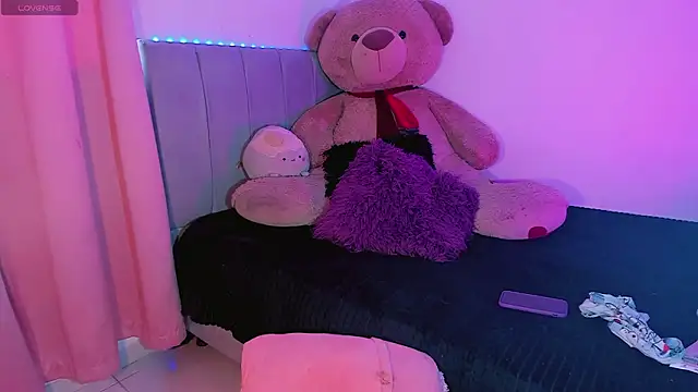 SexyNaza 1 online show from February 27, 8:37 pm