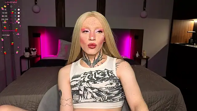 1lola4ka online show from February 7, 11:00 pm