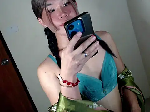 dazzlingcarol online show from March 24, 11:37 am