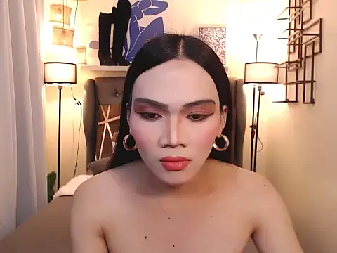 SluttyAmalia online show from December 3, 1:37 pm