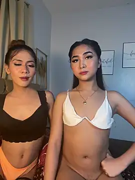 Diannellove online show from February 15, 5:00 pm