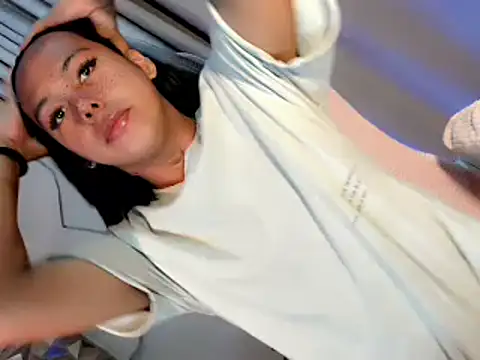 yourbomb shellxx online show from February 9, 11:50 am