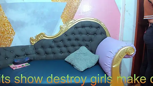 Princeexoticlatin  online show from January 9, 7:41 pm