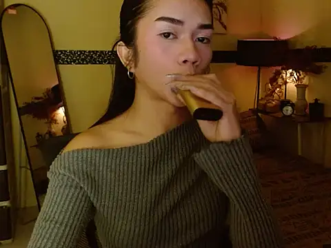 EnviousMaddie online show from January 12, 1:18 pm