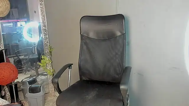 dylaans19 online show from February 11, 2:36 pm