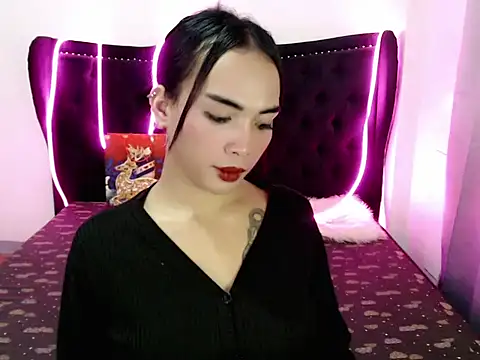 marishkafox69 online show from January 13, 1:08 pm