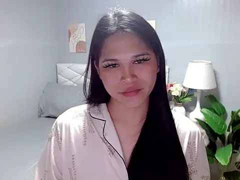 alianabrooks online show from May 23, 1:18 pm