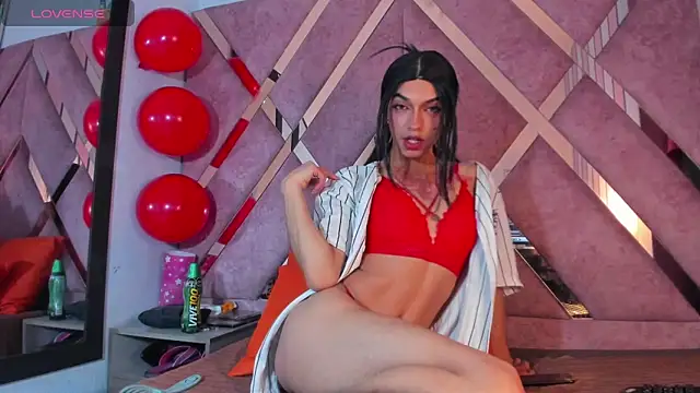 MeghanQueen   online show from February 14, 5:15 am