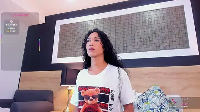 Chloee  Adams online show from July 25, 8:29 pm