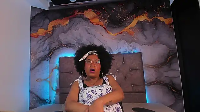 CataleyaMoon  online show from February 10, 8:05 pm