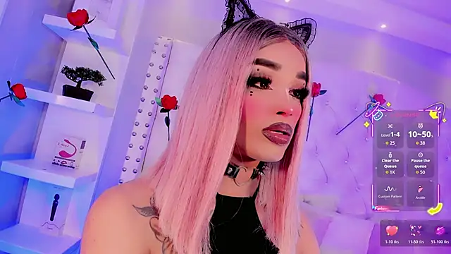 xlionsmithx online show from March 3, 8:27 pm