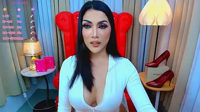 Laureen Hilton online show from July 28, 11:06 am
