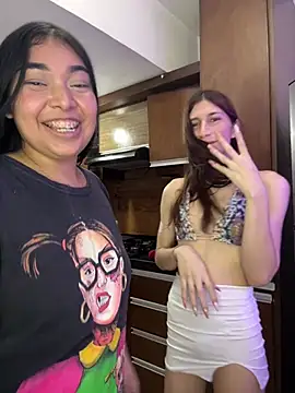 The Wicked Queens02 online show from February 25, 7:02 am