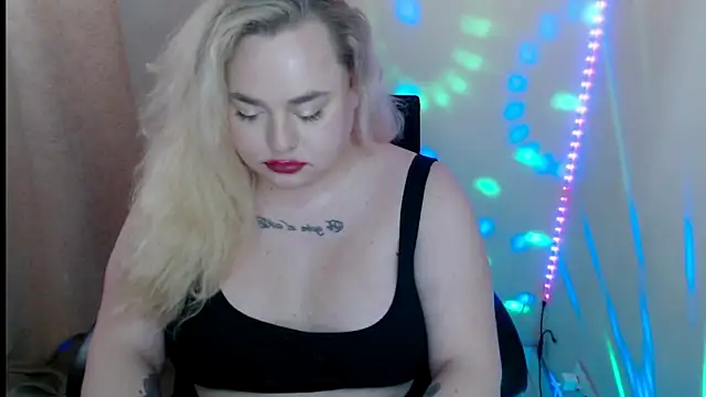 sweetvlada online show from May 7, 7:48 am
