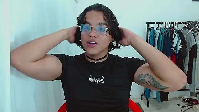 Diane exotic online show from June 4, 6:44 pm