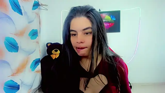 maddison ivannova online show from June 25, 2:42 am