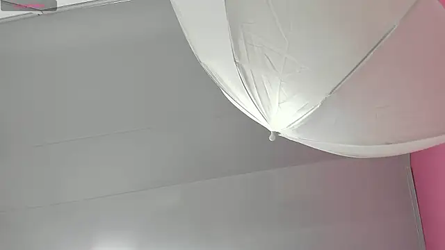 Ashley Naiara online show from July 12, 5:11 am