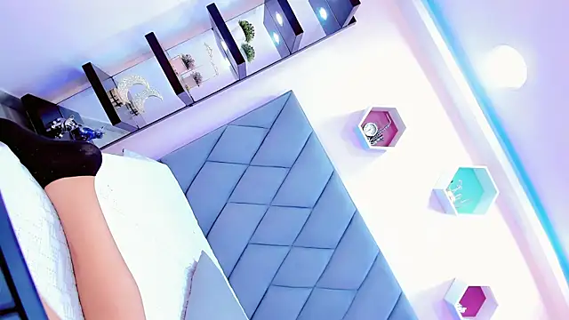 BabyjessieHot online show from July 28, 12:48 pm
